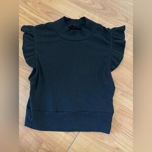 Storia Black Ruffle Sleeve Crop Top